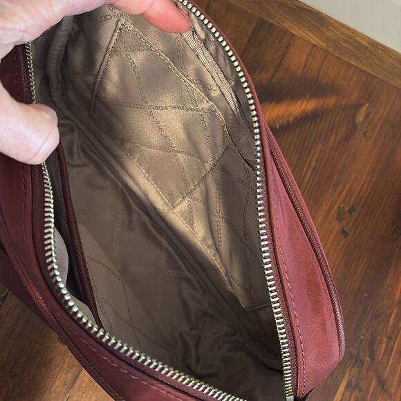 NWOT Michael Kors Jet Set Charm Large East/West Crossbody - Picture 10 of 15